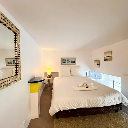 L'atypique, Confort & Wifi, Centre-ville Apartament